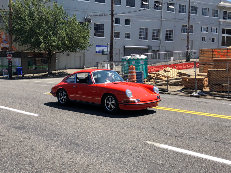 Beautiful classic 911 on Burnside